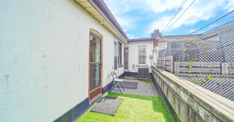 Room 2-1378 Danforth Avenue, Toronto, ON, M4J 3V9 - 35