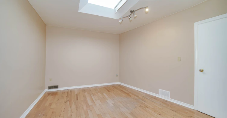 Room 2-1378 Danforth Avenue, Toronto, ON, M4J 3V9 - 17