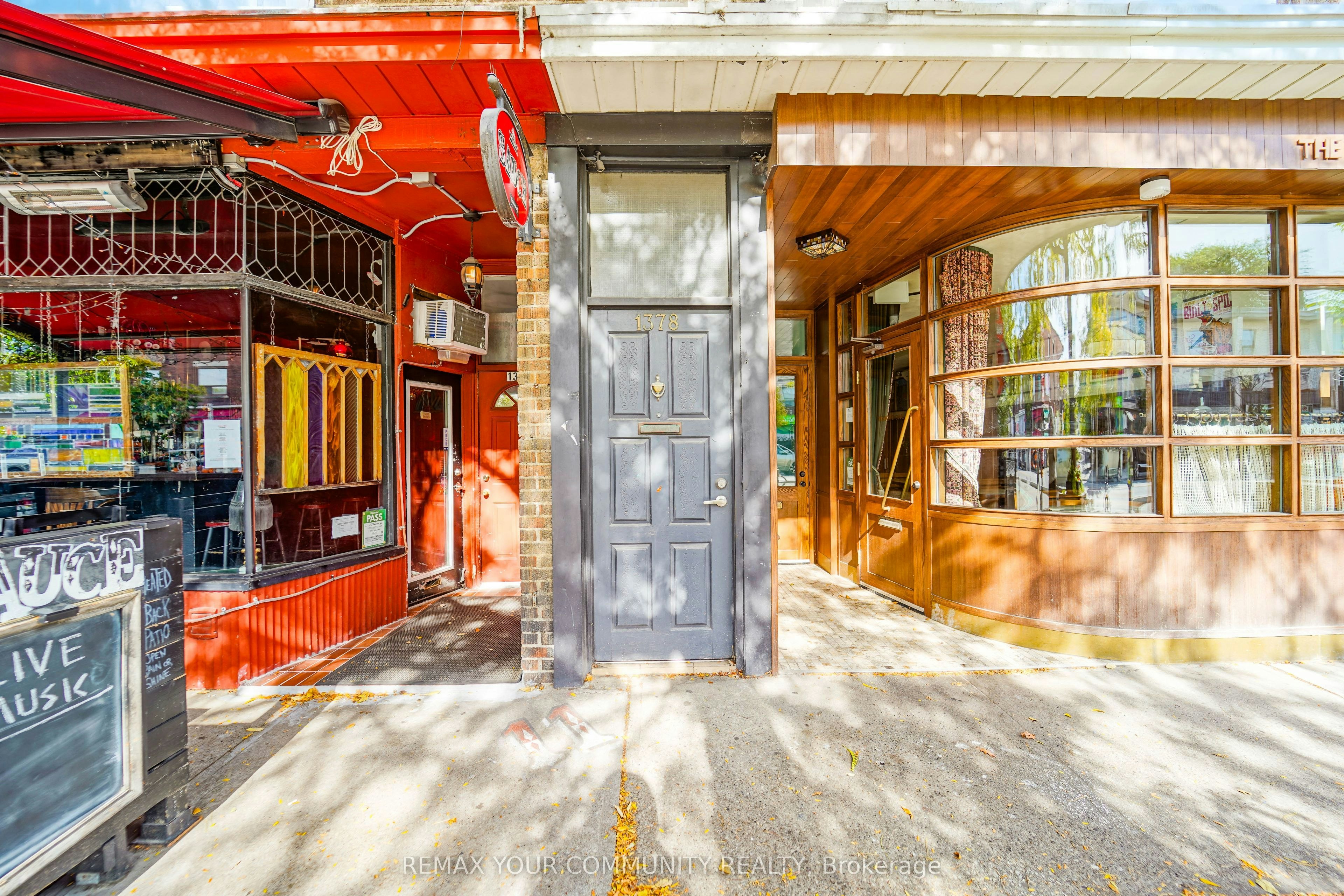 Room 2-1378 Danforth Avenue, Toronto, ON, M4J 3V9 - 4
