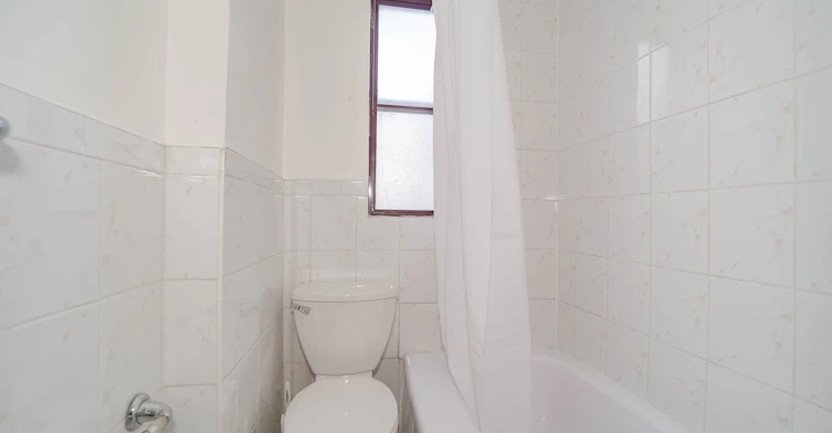 Room 2-1378 Danforth Avenue, Toronto, ON, M4J 3V9 - 23