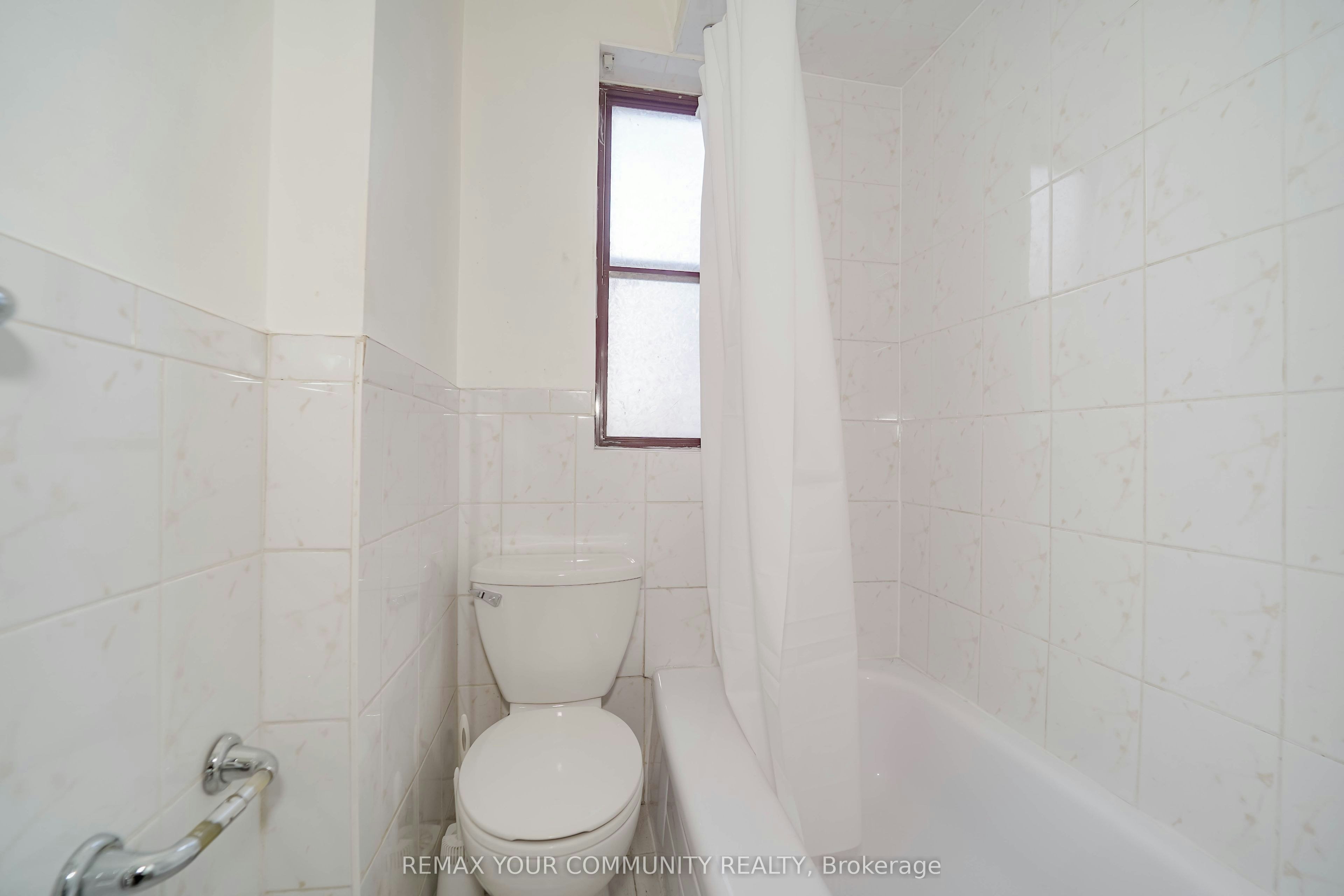 Room 3-1378 Danforth Avenue, Toronto, ON, M4J 3V9 - 16