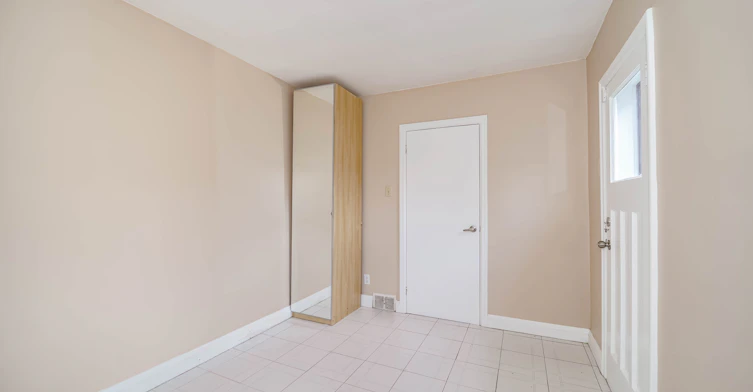Room 3-1378 Danforth Avenue, Toronto, ON, M4J 3V9 - 28
