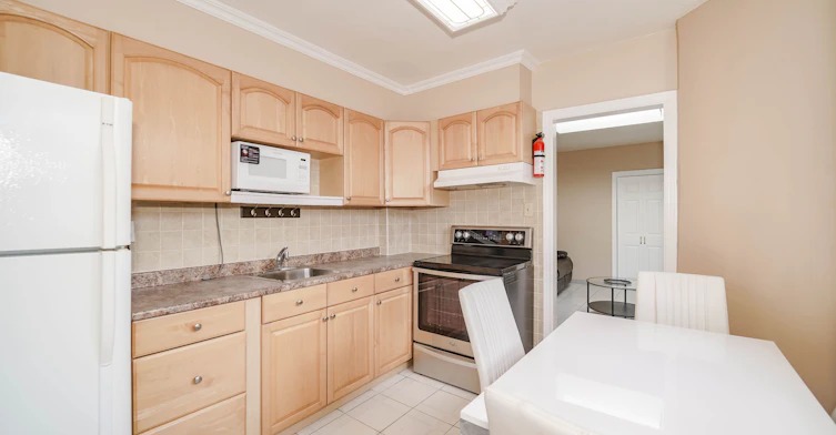 Room 3-1378 Danforth Avenue, Toronto, ON, M4J 3V9 - 23