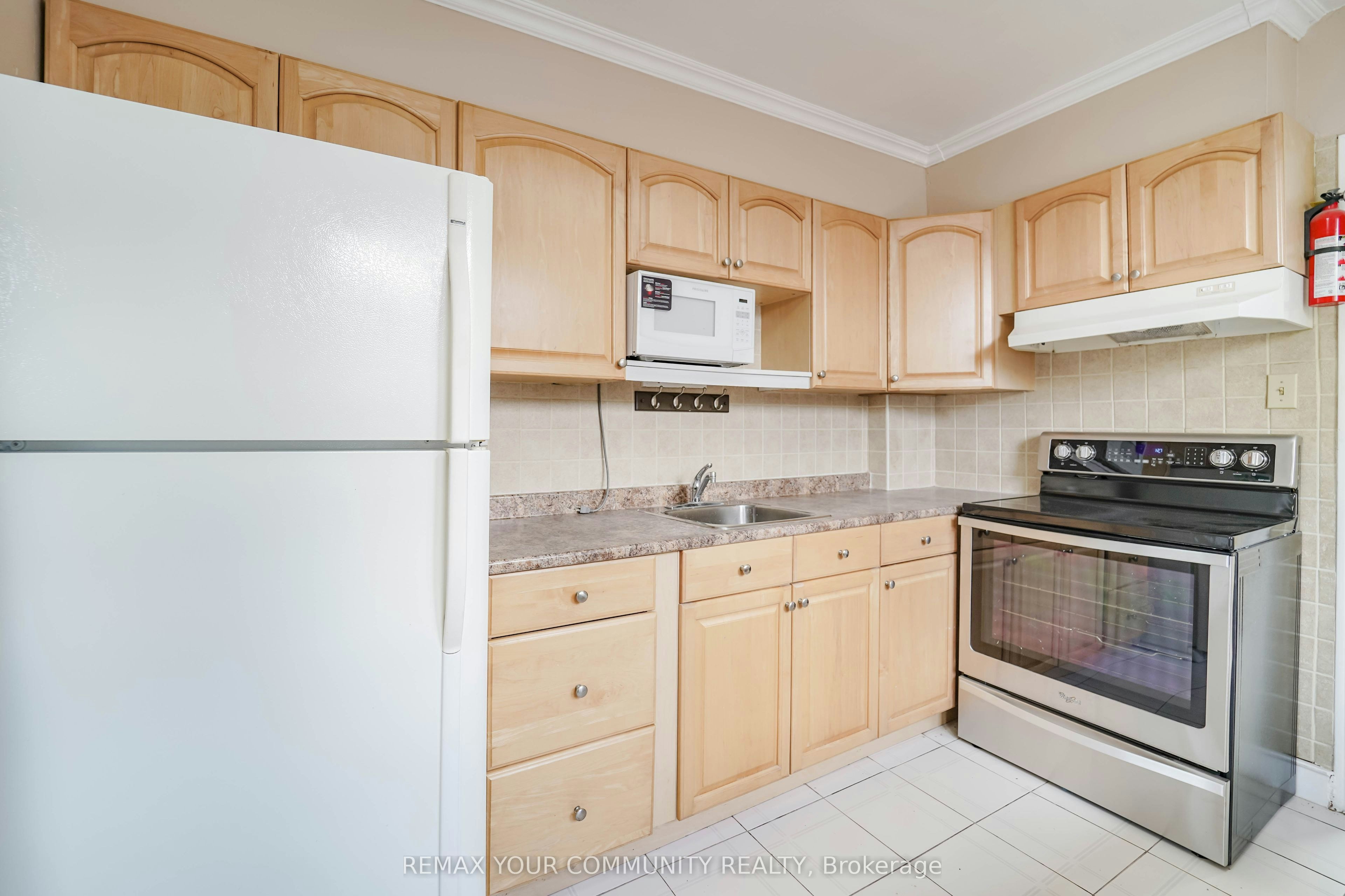 1378 Danforth Avenue, Toronto, ON, M4J 3V9 - 35