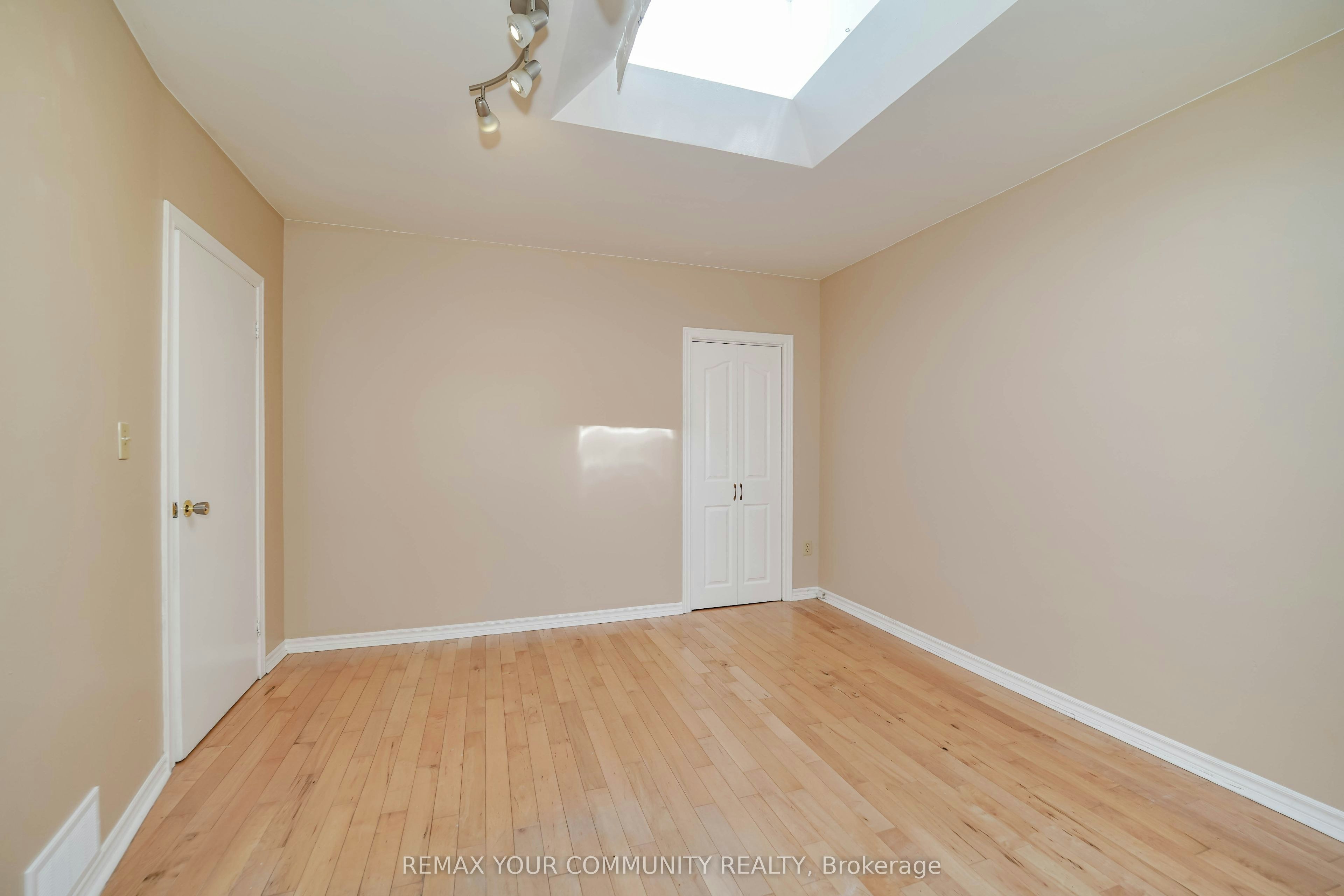 1378 Danforth Avenue, Toronto, ON, M4J 3V9 - 26