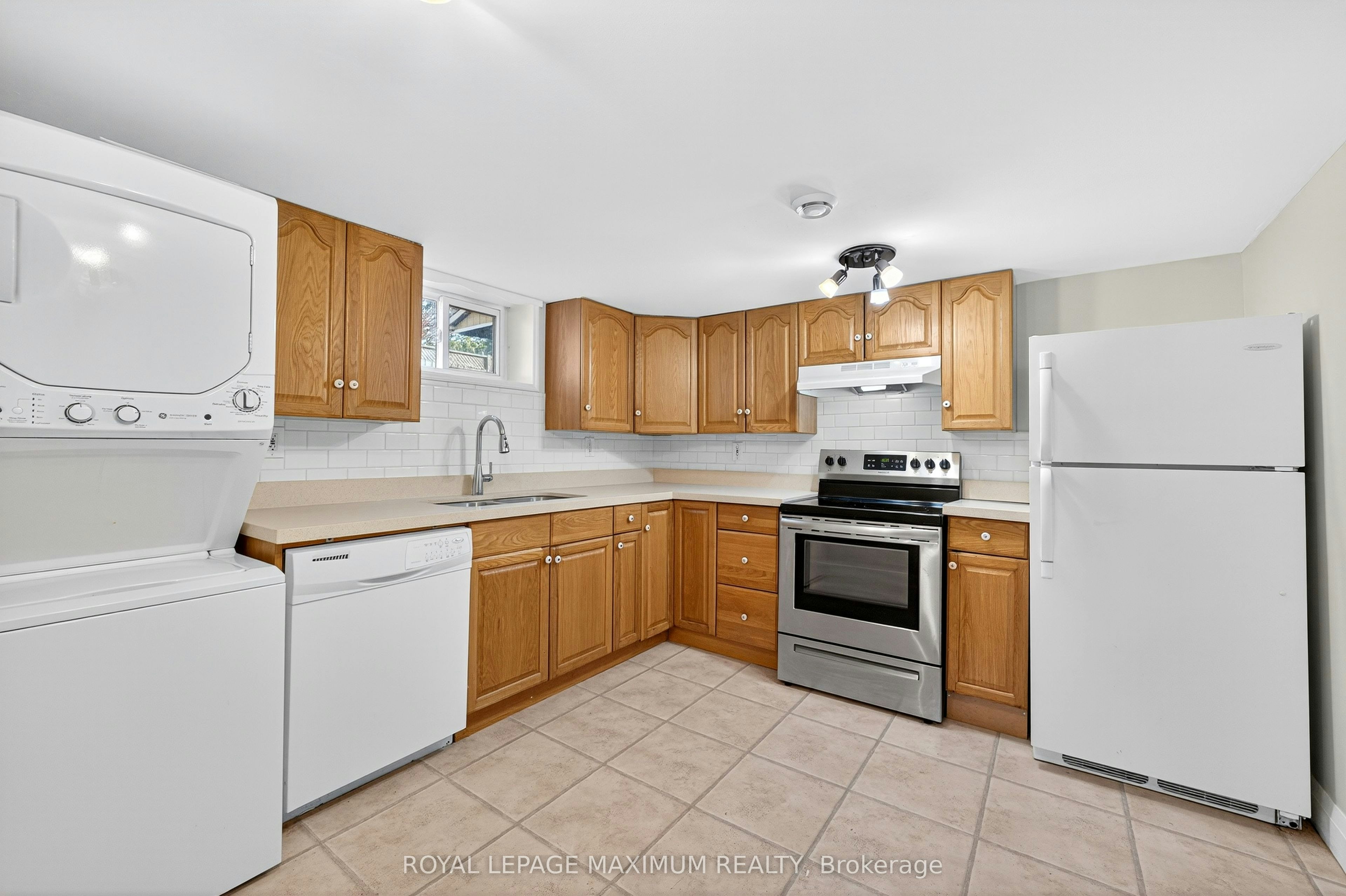 Basement-362 Rosedale Drive, Whitby, ON, L1N 1Z4 - 8