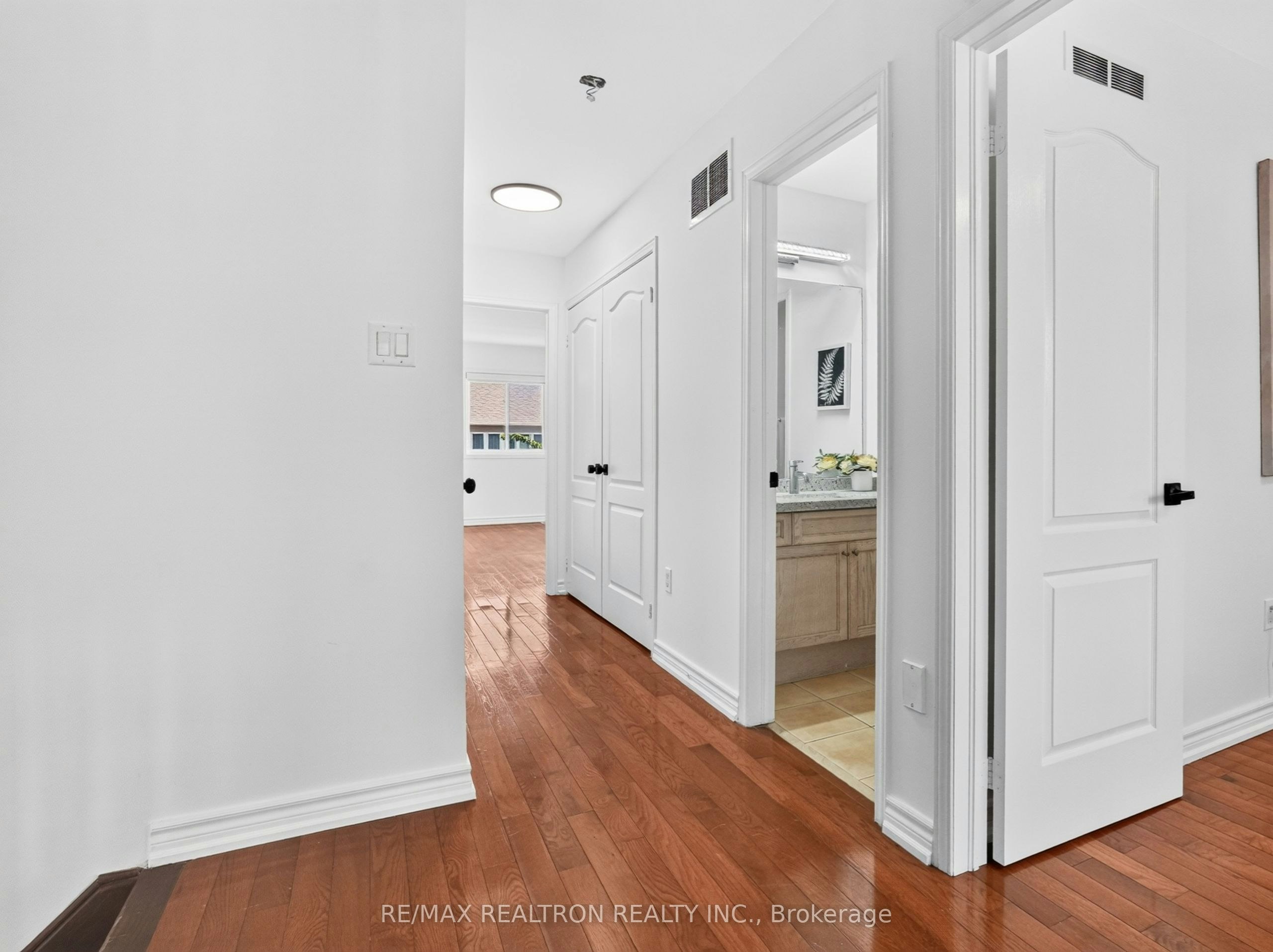 32 Whitlock Crescent, Ajax, ON, L1Z 2B2 - 34