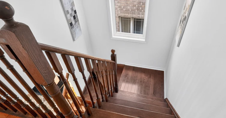 32 Whitlock Crescent, Ajax, ON, L1Z 2B2 - 32