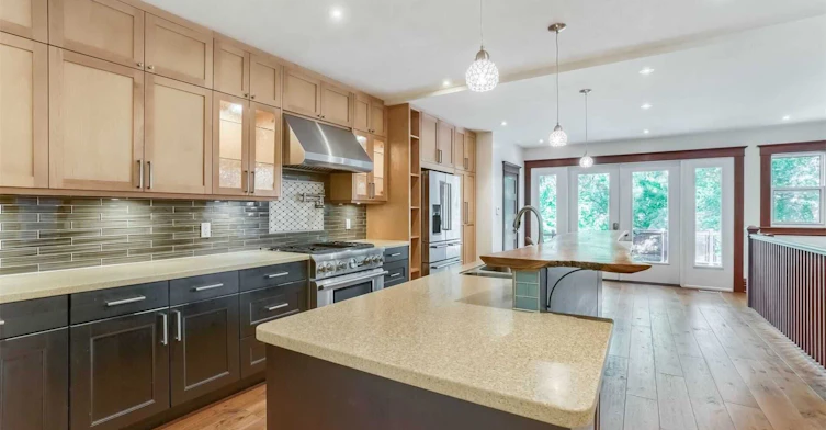 59 Hambly Avenue, Toronto, ON, M4E 2R5 - 12