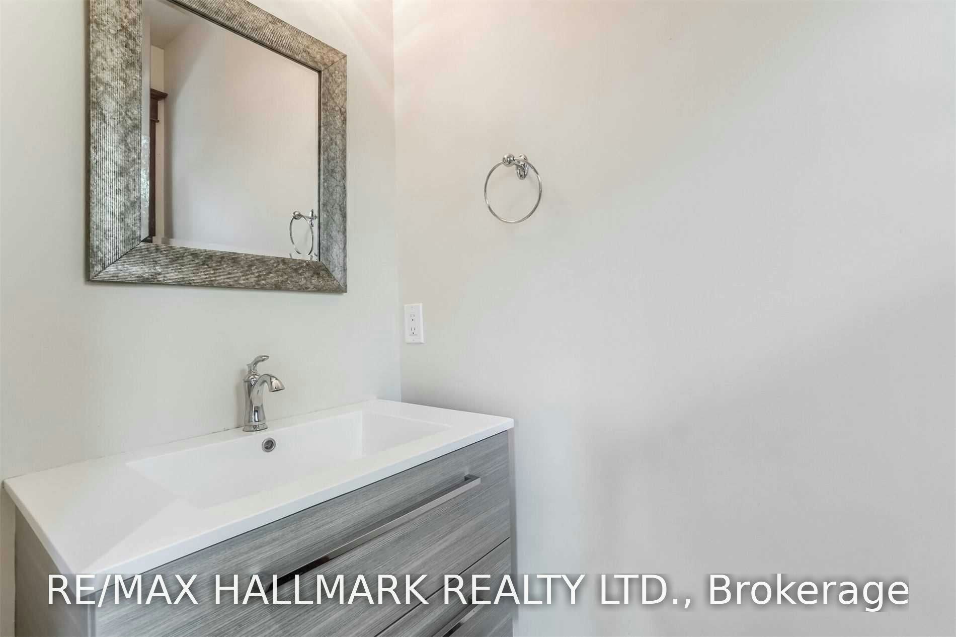 59 Hambly Avenue, Toronto, ON, M4E 2R5 - 14