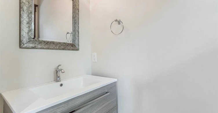 59 Hambly Avenue, Toronto, ON, M4E 2R5 - 14