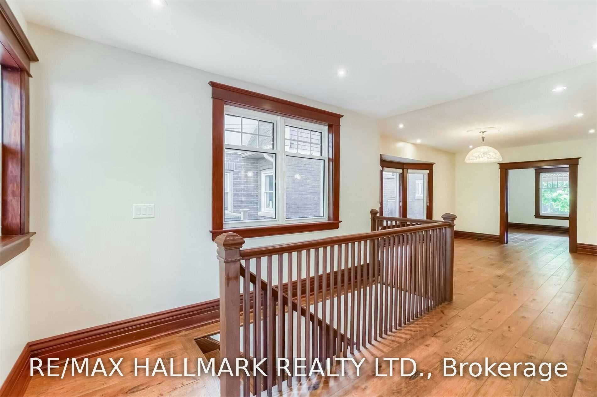 59 Hambly Avenue, Toronto, ON, M4E 2R5 - 34