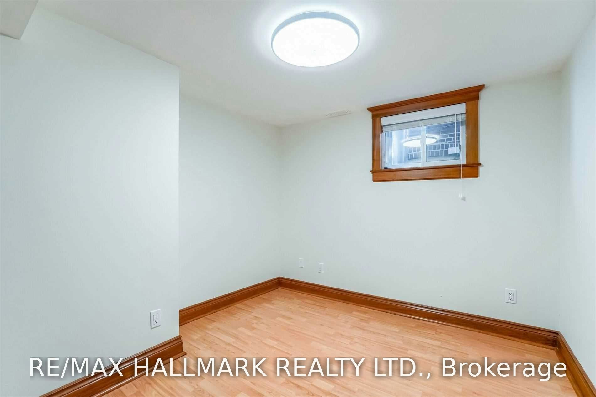 59 Hambly Avenue, Toronto, ON, M4E 2R5 - 40