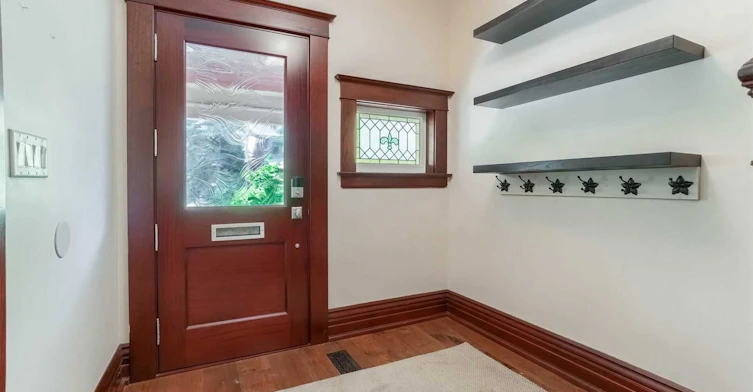 59 Hambly Avenue, Toronto, ON, M4E 2R5 - 5