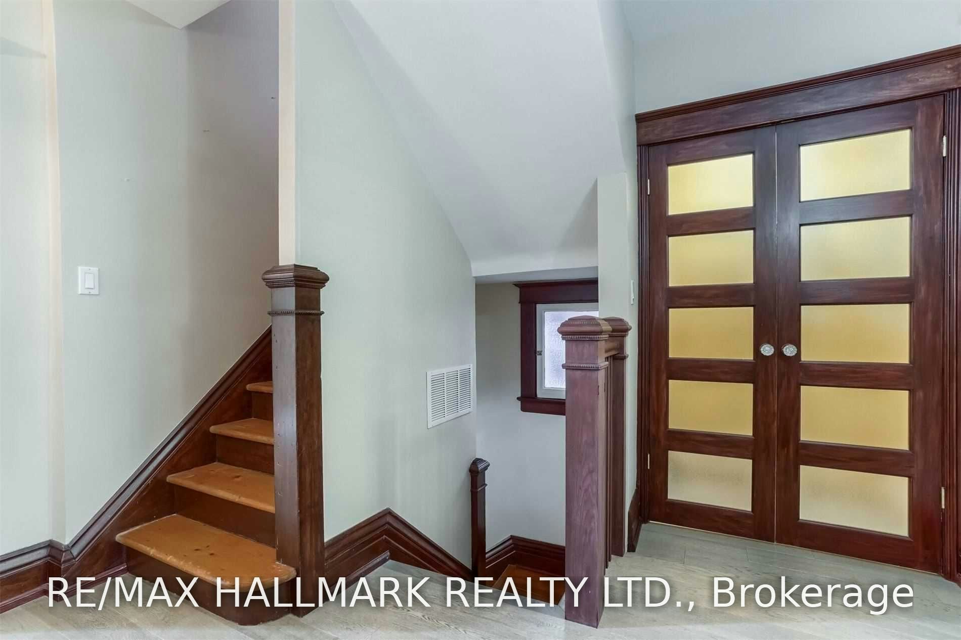 59 Hambly Avenue, Toronto, ON, M4E 2R5 - 26