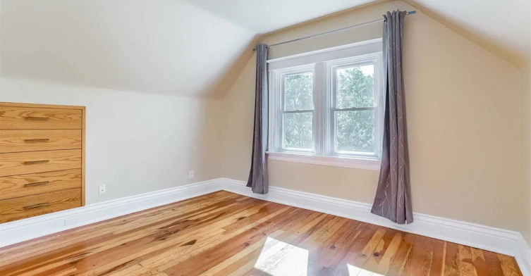59 Hambly Avenue, Toronto, ON, M4E 2R5 - 29