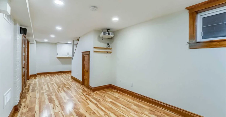 59 Hambly Avenue, Toronto, ON, M4E 2R5 - 38