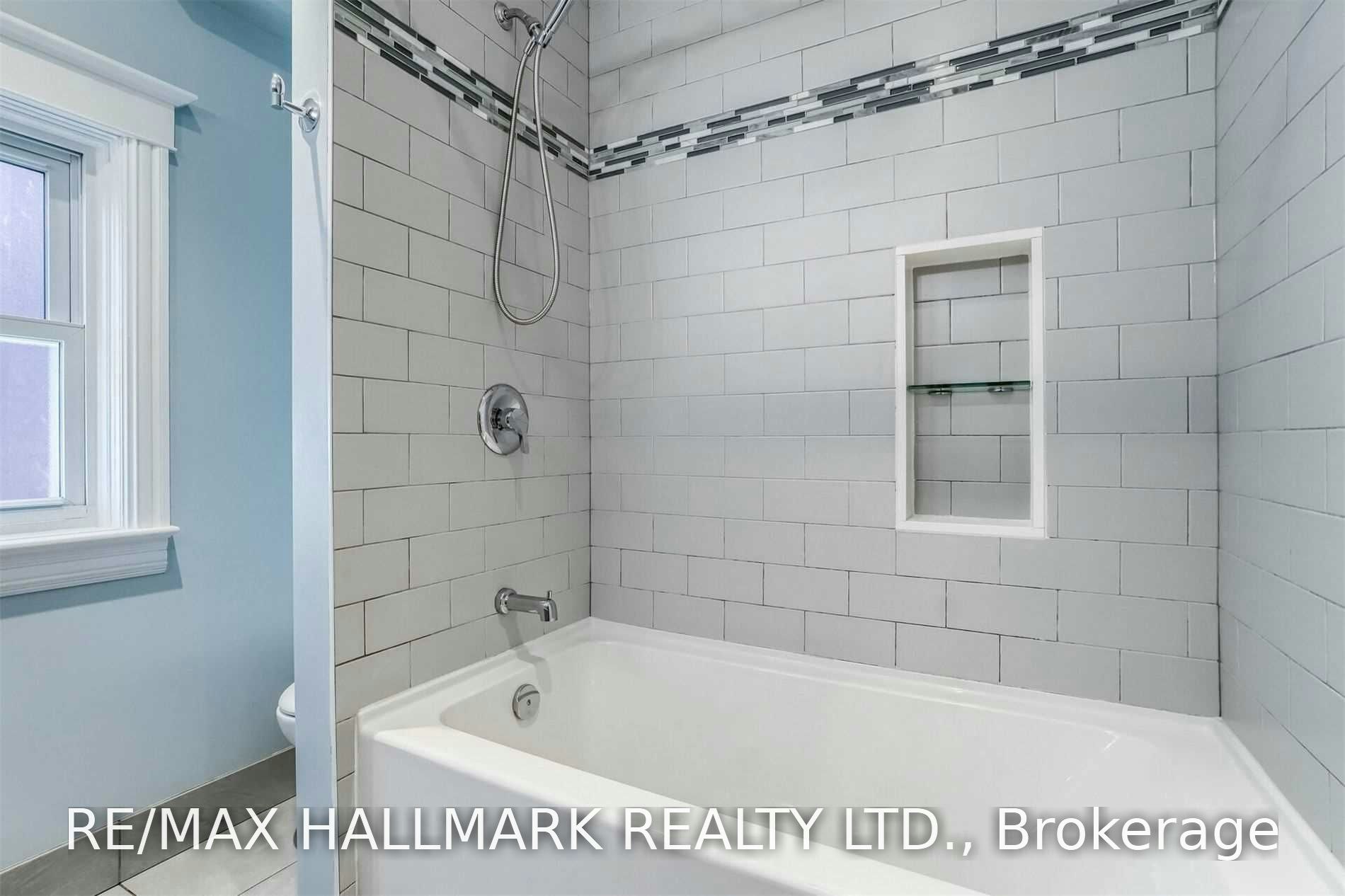 59 Hambly Avenue, Toronto, ON, M4E 2R5 - 25