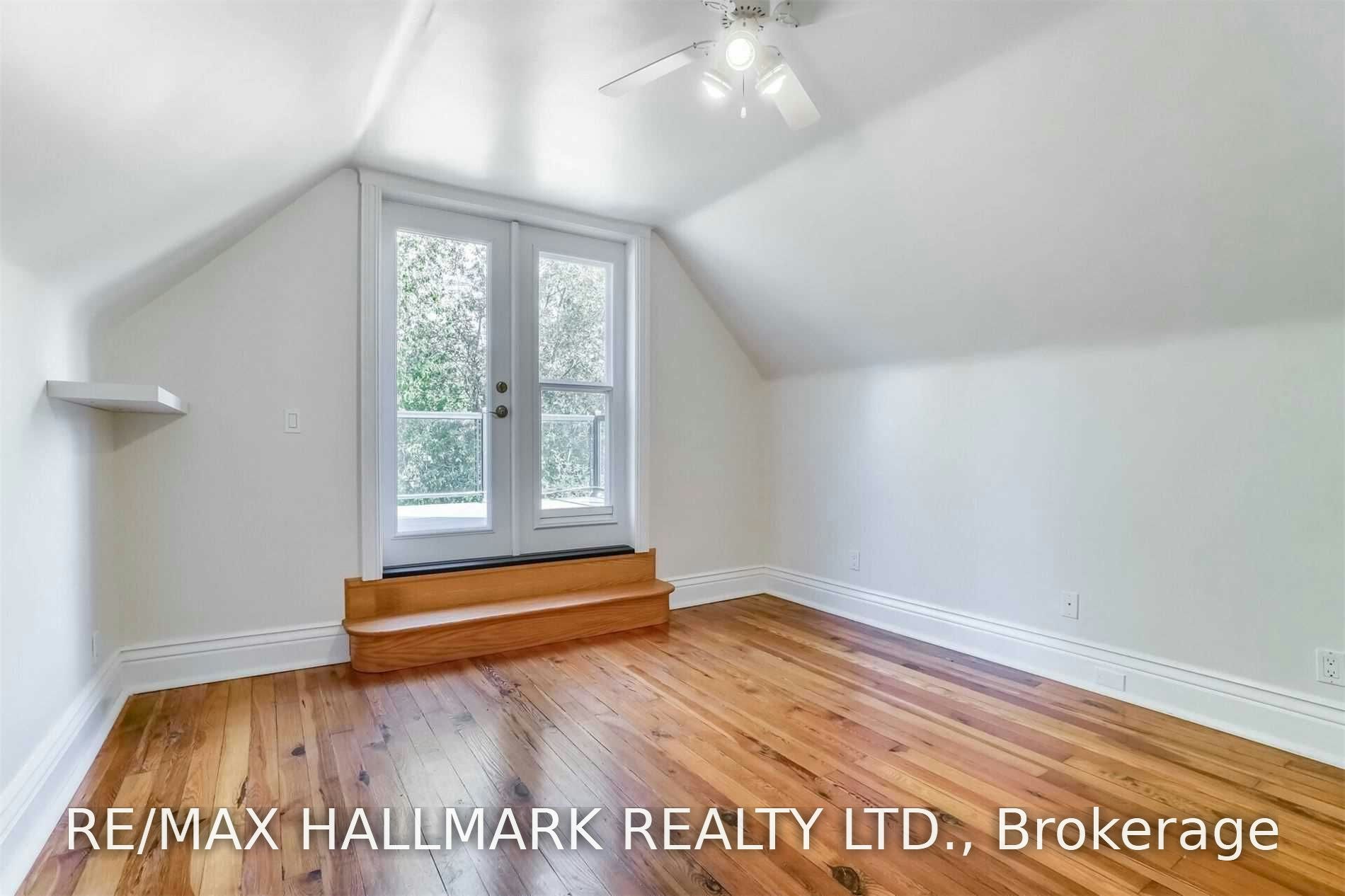 59 Hambly Avenue, Toronto, ON, M4E 2R5 - 31