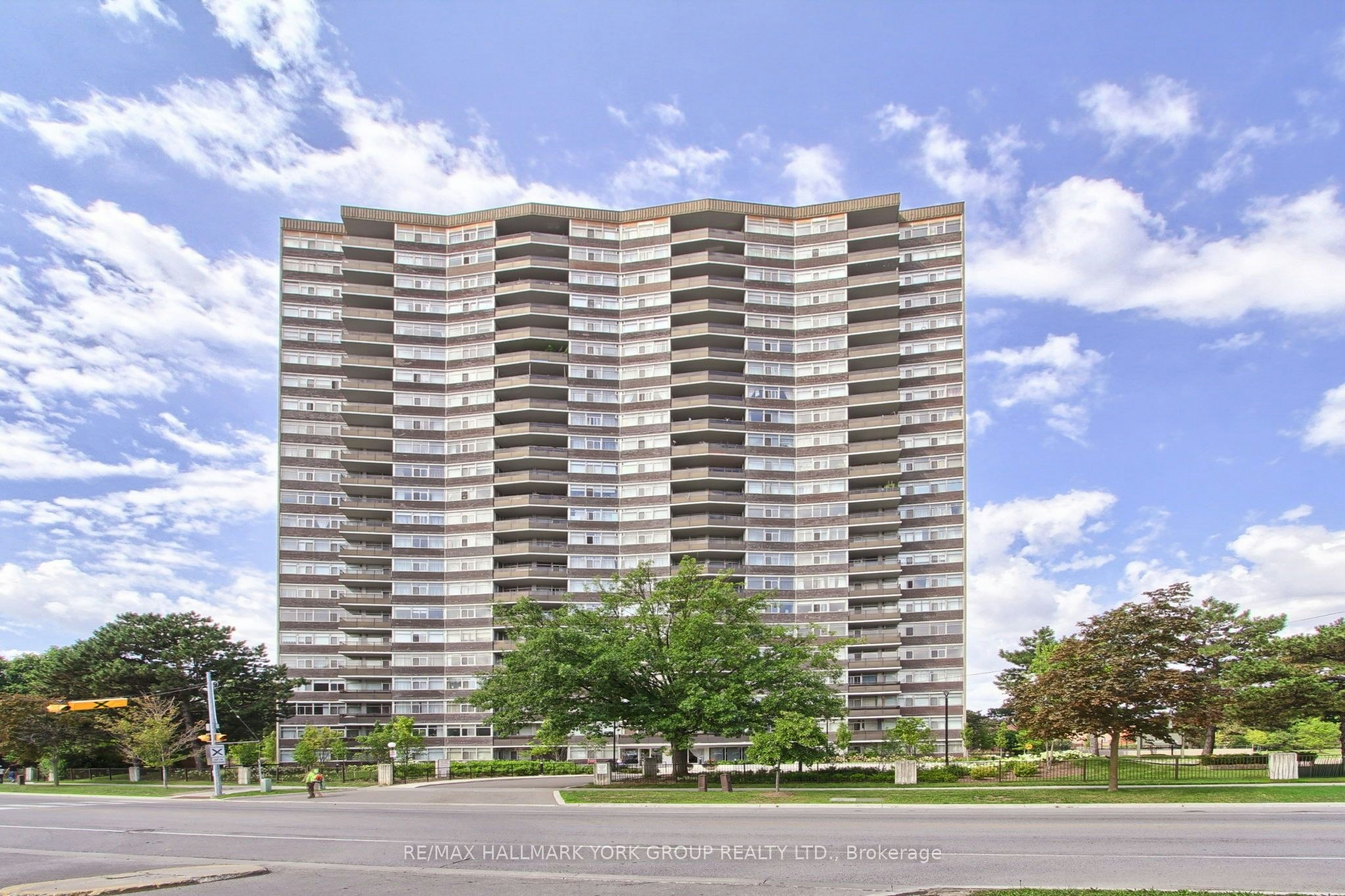 2208-3151 Bridletowne Circle, Toronto, ON, M1W 2T1