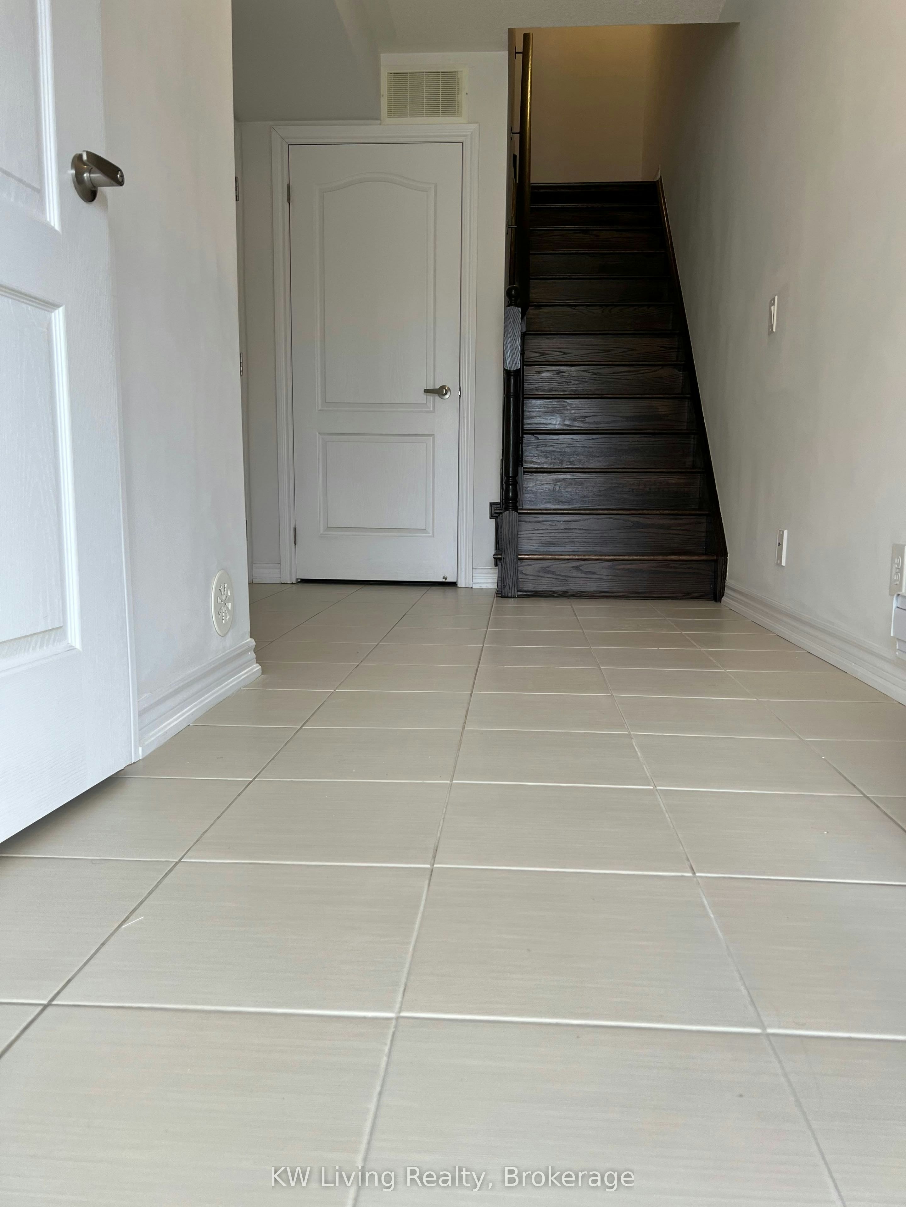 59 Tabaret Crescent, Oshawa, ON, L1L 0G5 - 2