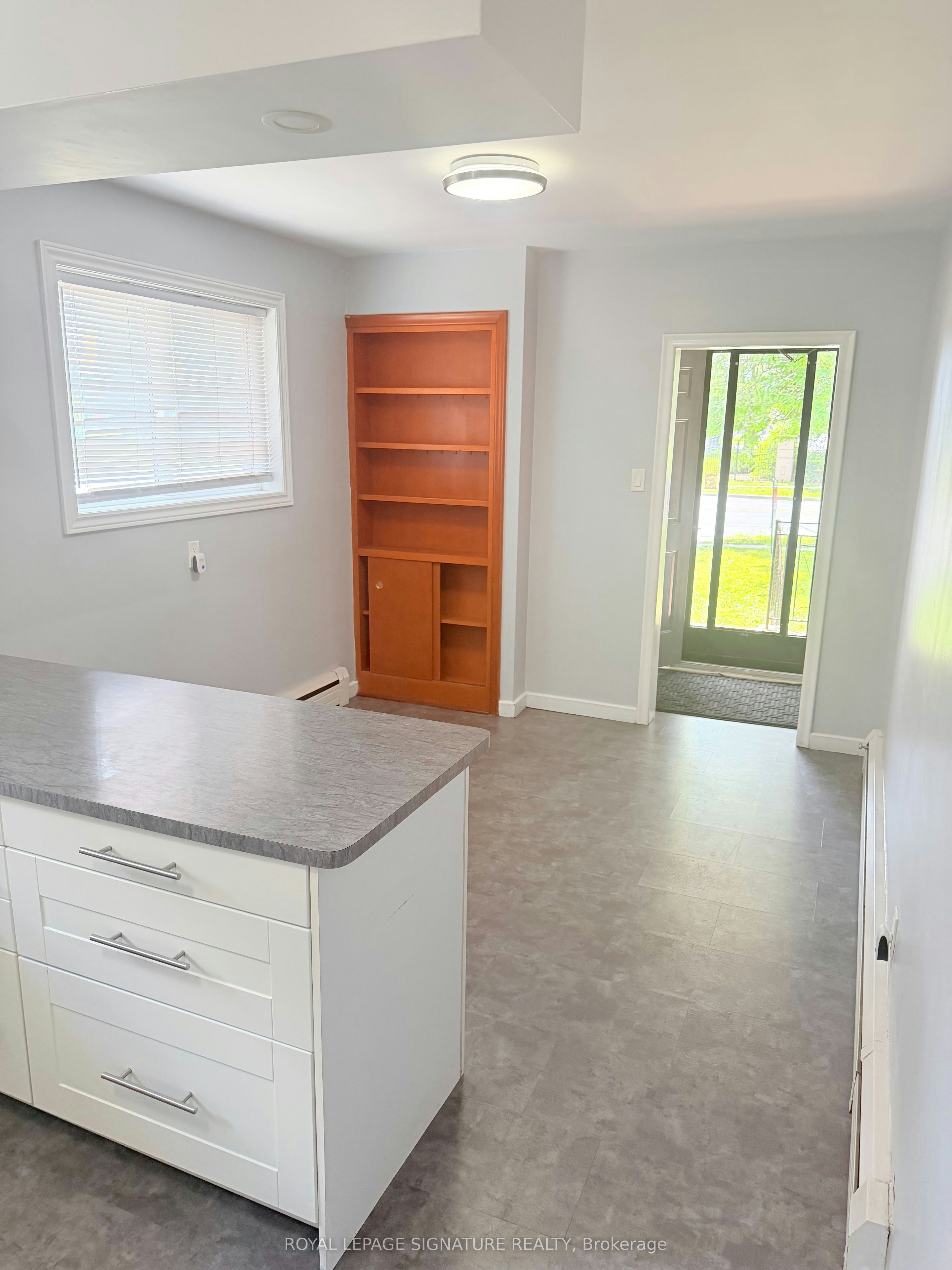 1467A Birchmount Road, Toronto, ON, M1P 2G4 - 3