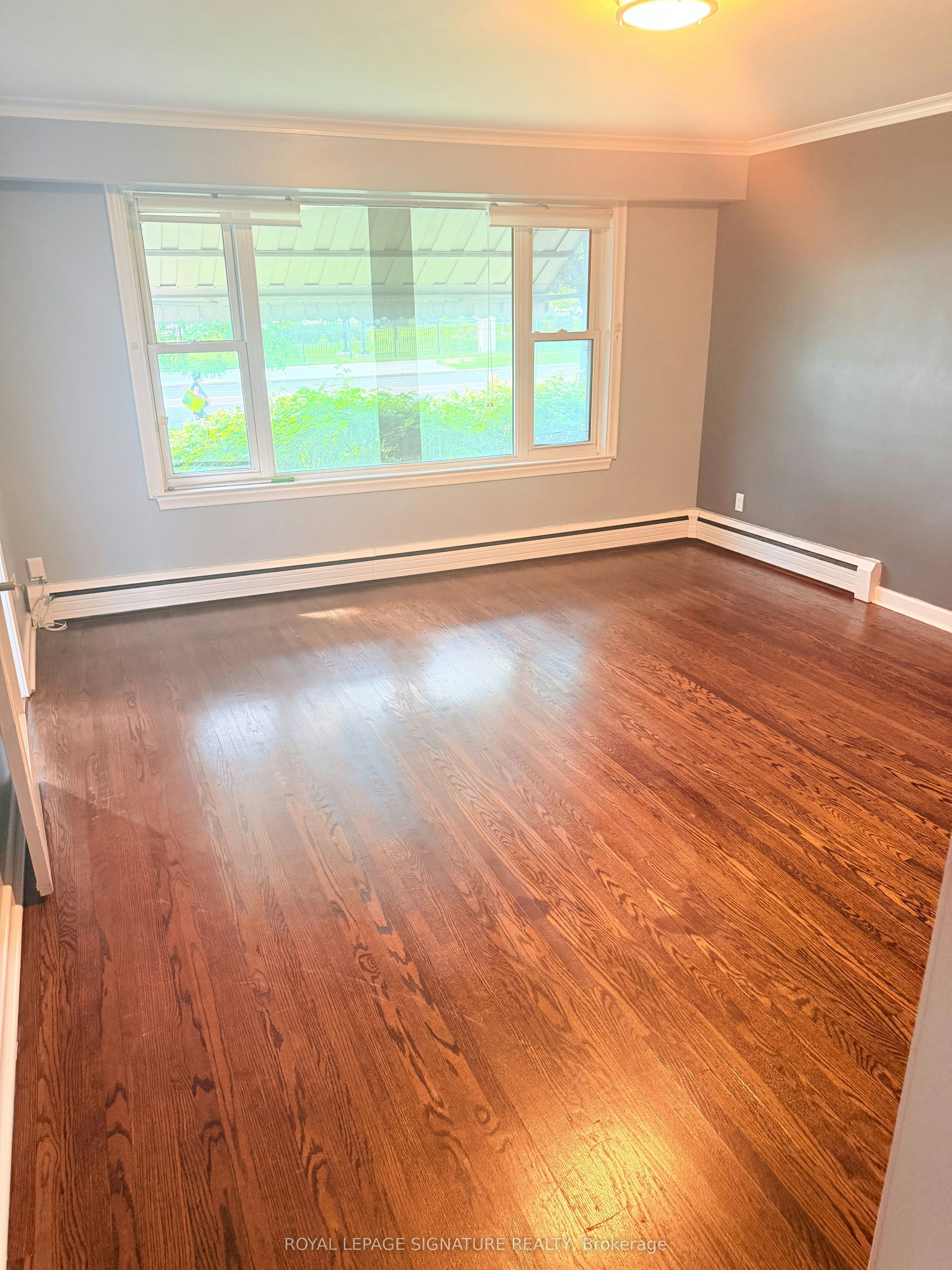 1467A Birchmount Road, Toronto, ON, M1P 2G4 - 4