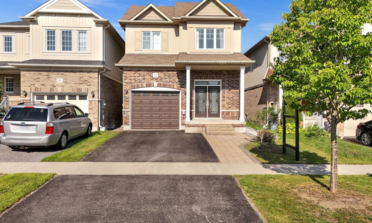 23 Gordon Cowling Street