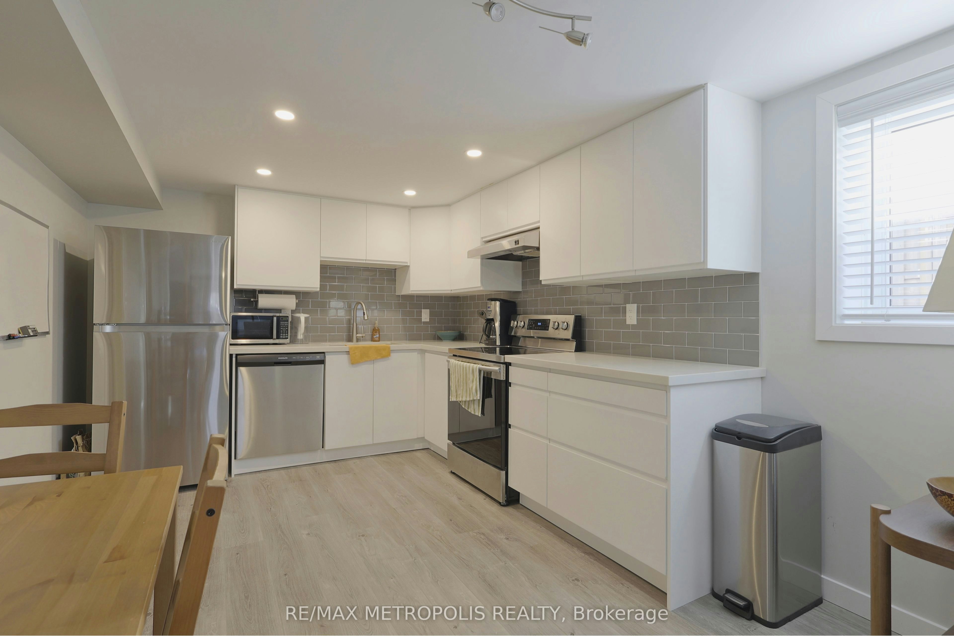 LOWER-1217 Norman Court, Oshawa, ON, L1H 7X2 - 6