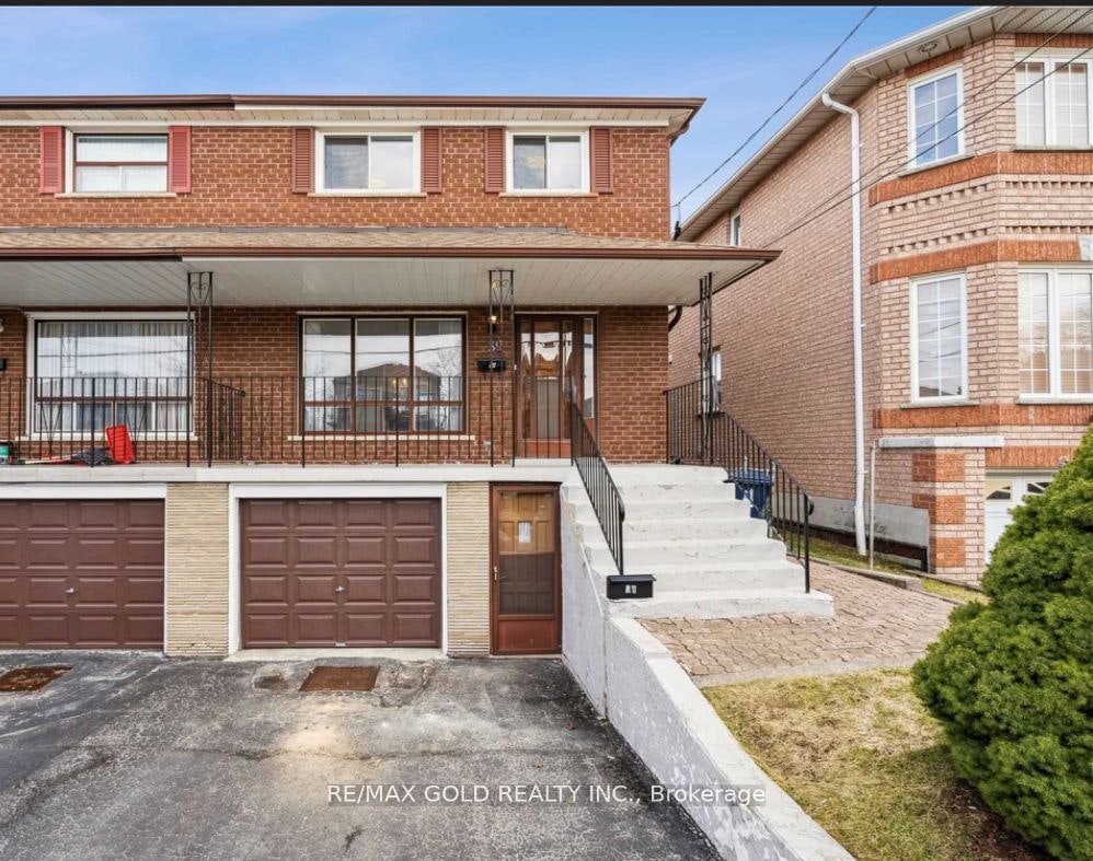 39 Magnolia Avenue, Toronto, ON, M1K 3K3