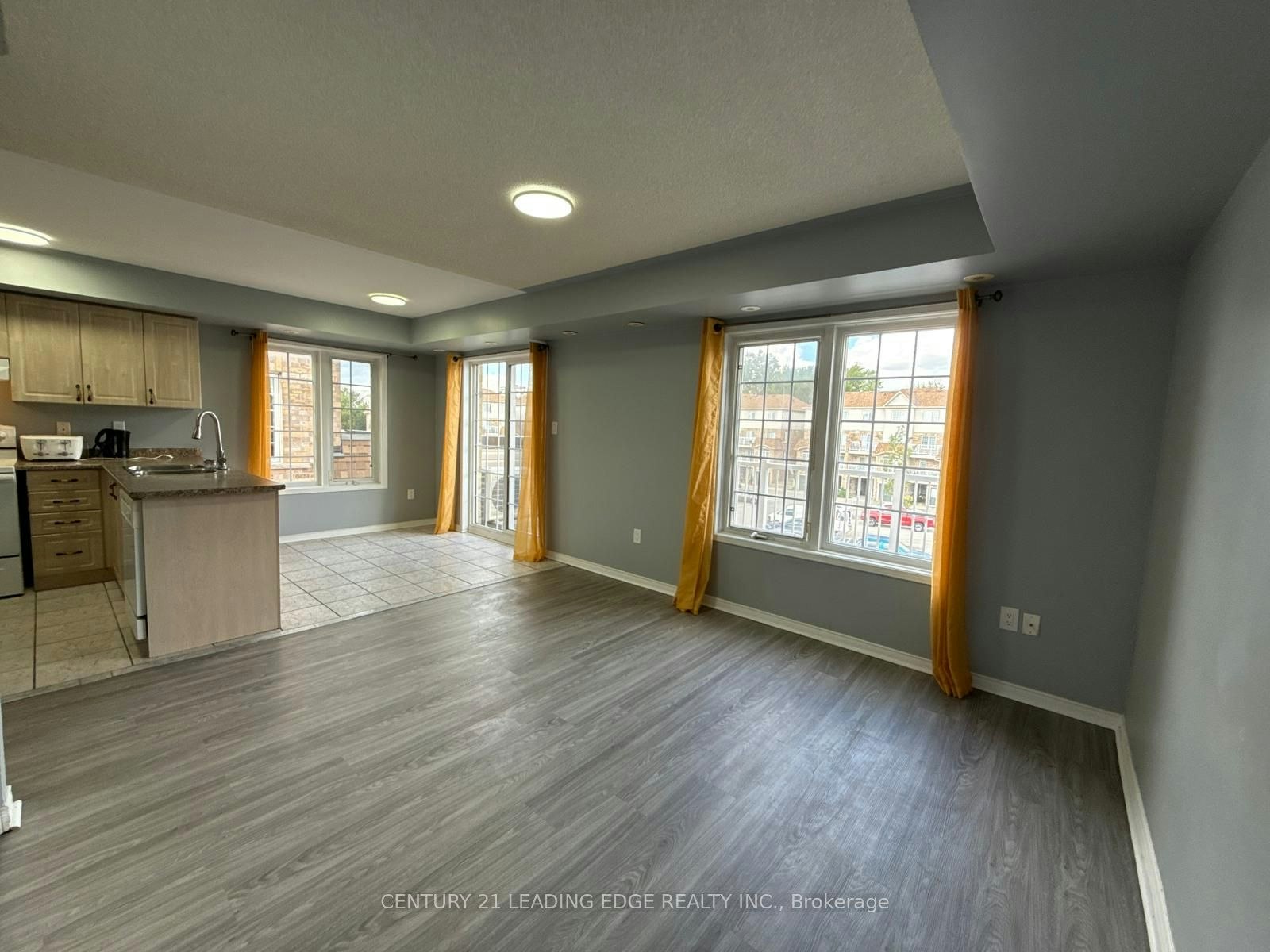 115-200 Mclevin Avenue, Toronto, ON, M1B 6C6 - 4