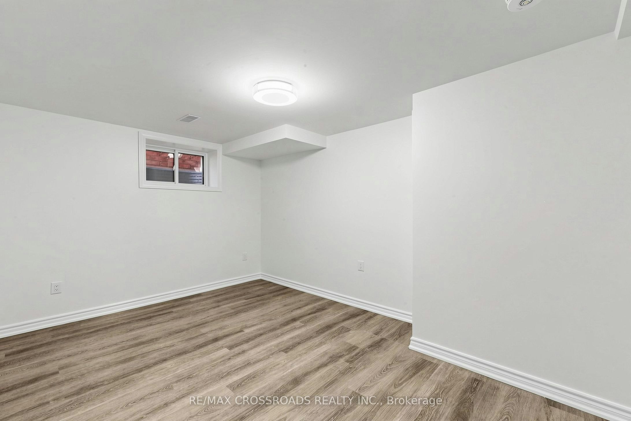 2385 Dress Circle Crescent, Oshawa, ON, L1L 0L8 - 12