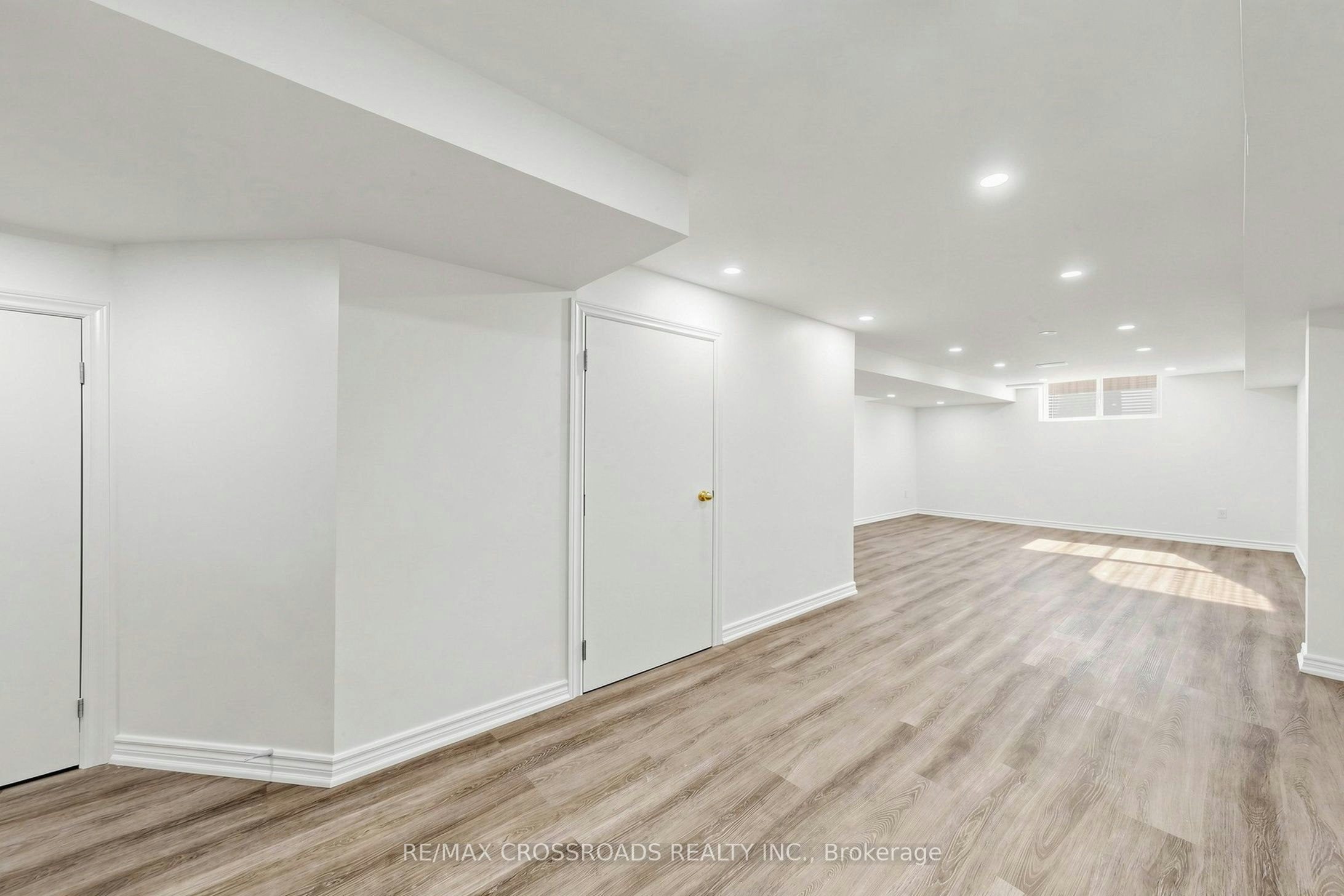 2385 Dress Circle Crescent, Oshawa, ON, L1L 0L8 - 6