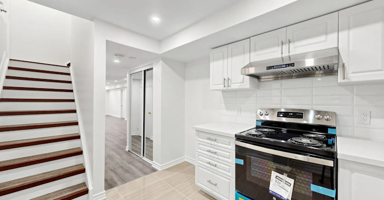 2385 Dress Circle Crescent, Oshawa, ON, L1L 0L8 - 9