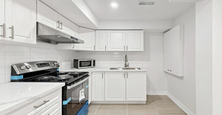 2385 Dress Circle Crescent, Oshawa, ON, L1L 0L8 - 7