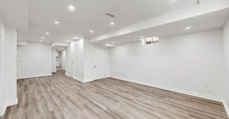 2385 Dress Circle Crescent, Oshawa, ON, L1L 0L8 - 4