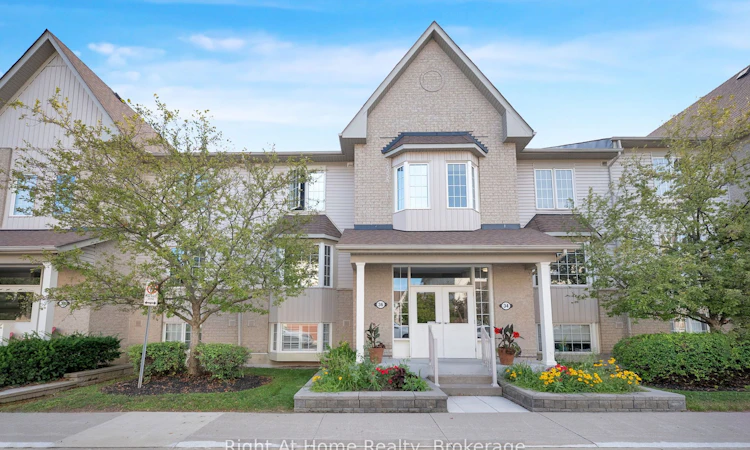 2-36 Petra Way