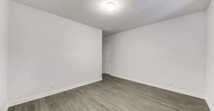 301 Rossland Road W, Whitby, ON, L1N 3H8 - 11