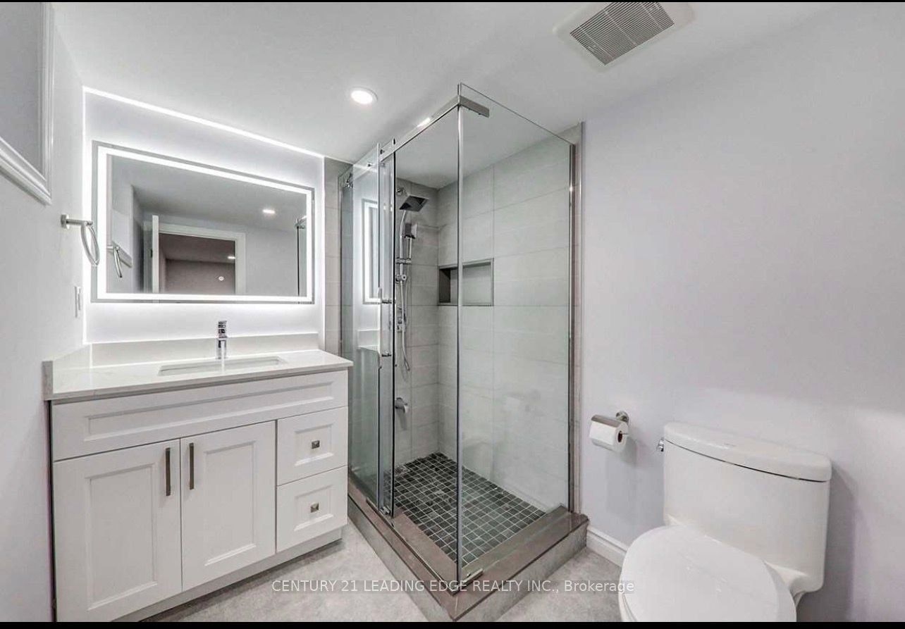 301 Rossland Road W, Whitby, ON, L1N 3H8 - 5