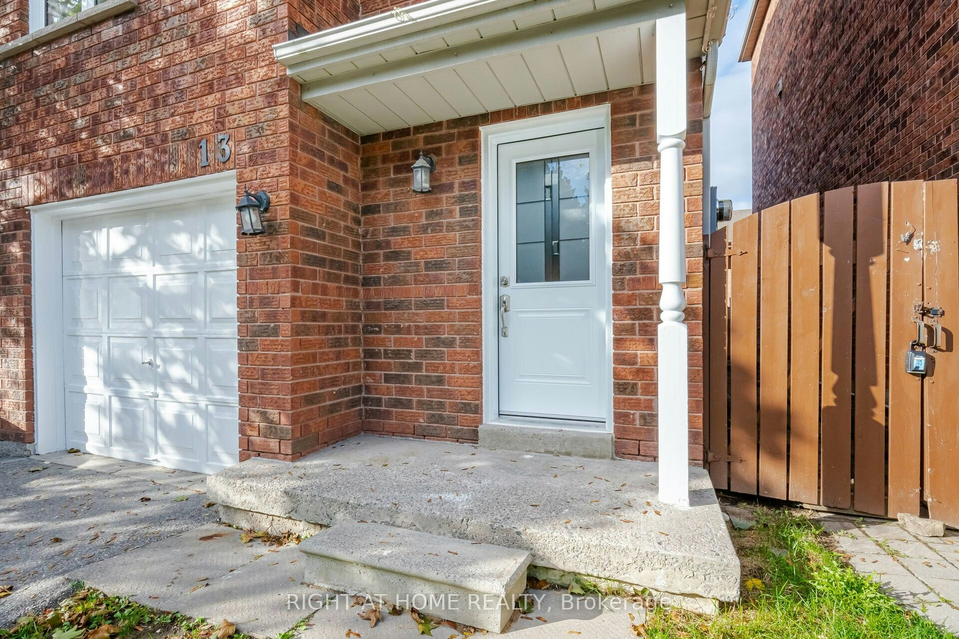 13-1995 Pinegrove Avenue, Pickering, ON, L1V 6W4 - 3