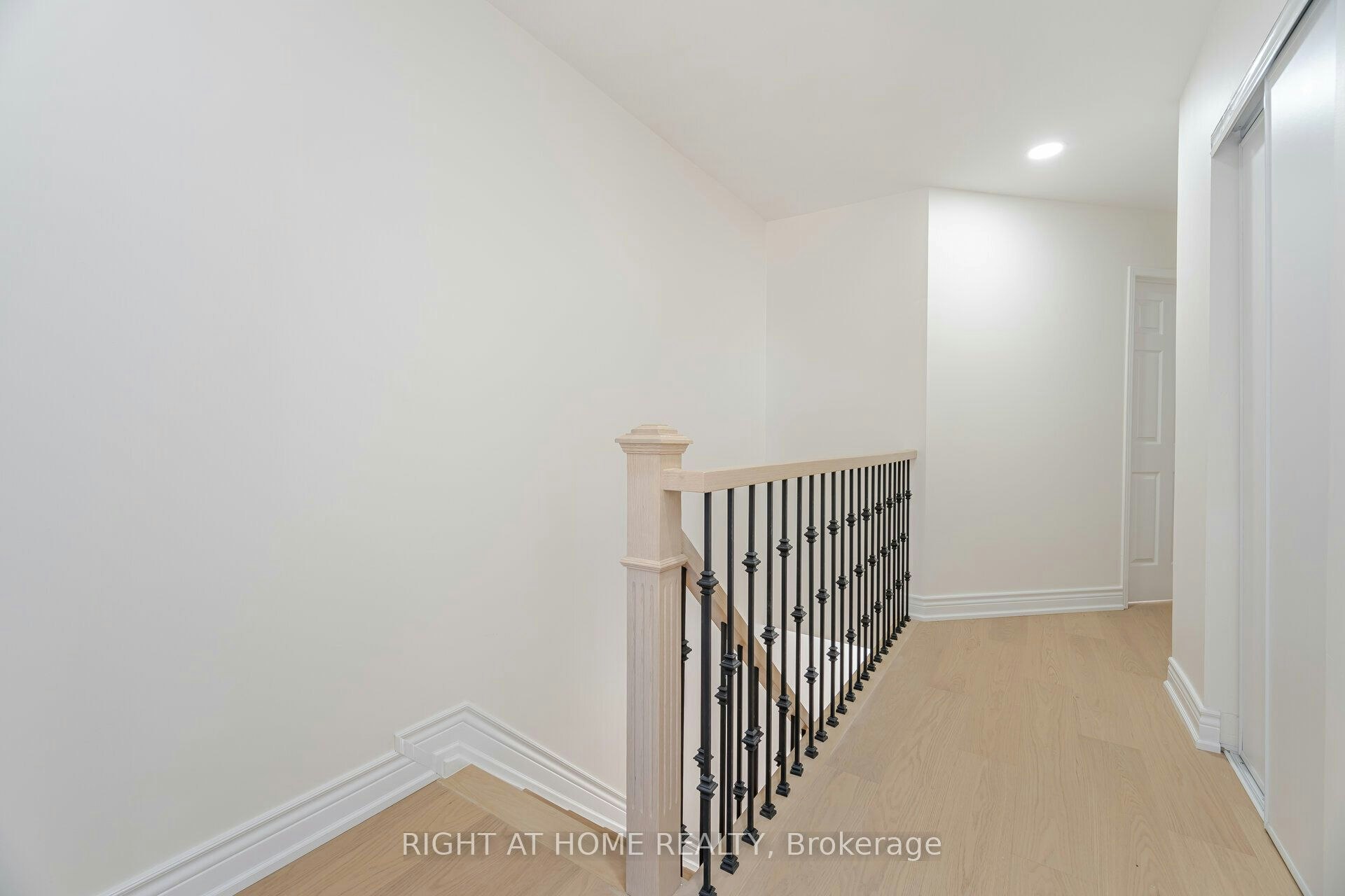13-1995 Pinegrove Avenue, Pickering, ON, L1V 6W4 - 19
