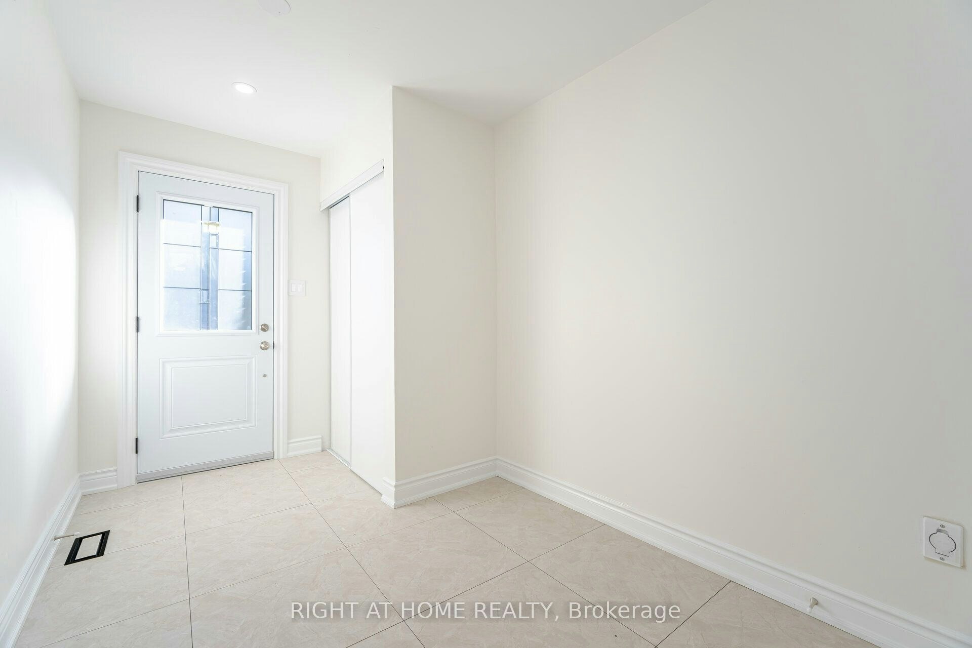 13-1995 Pinegrove Avenue, Pickering, ON, L1V 6W4 - 4