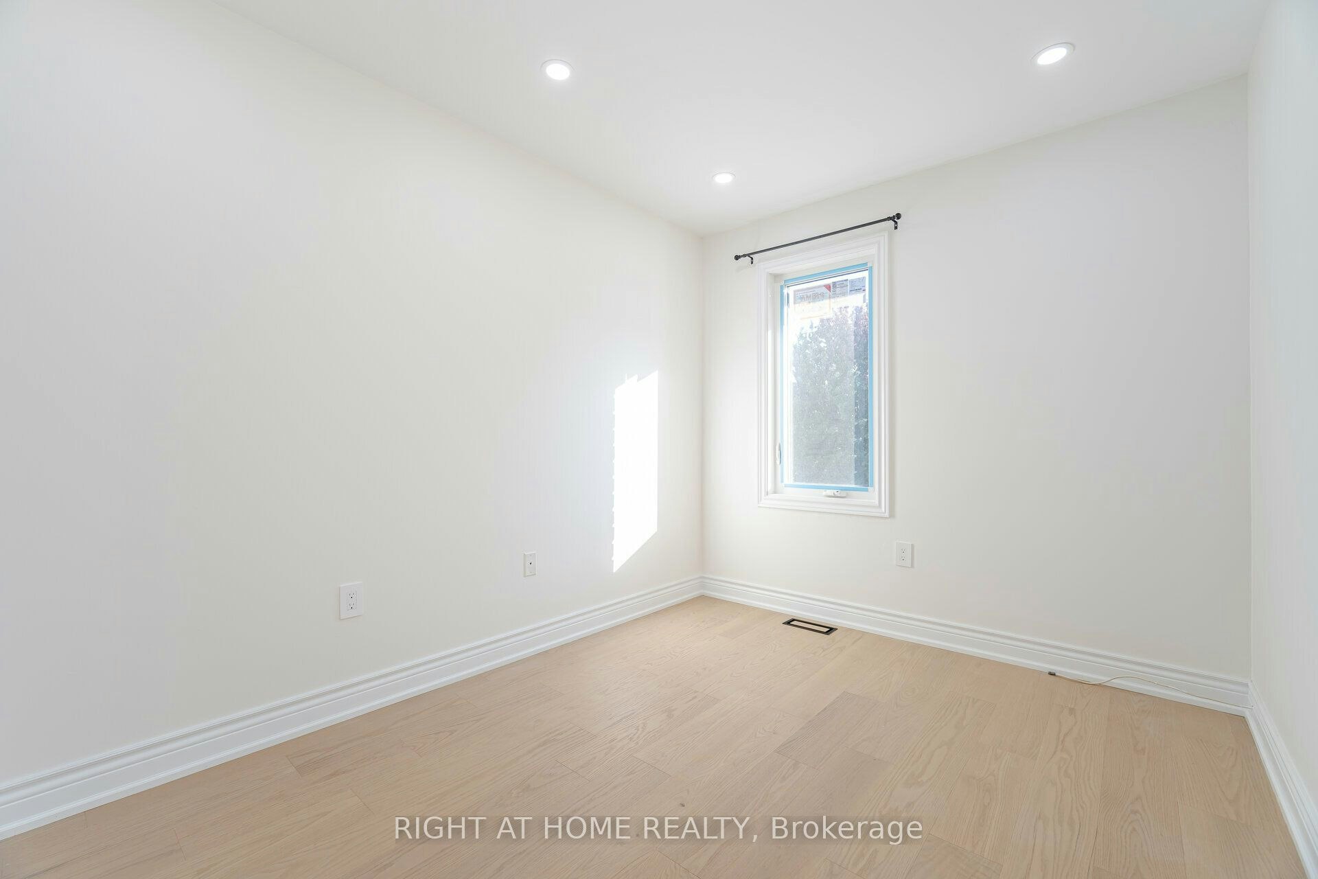 13-1995 Pinegrove Avenue, Pickering, ON, L1V 6W4 - 27