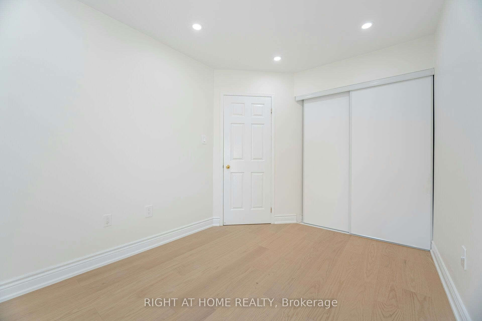 13-1995 Pinegrove Avenue, Pickering, ON, L1V 6W4 - 28