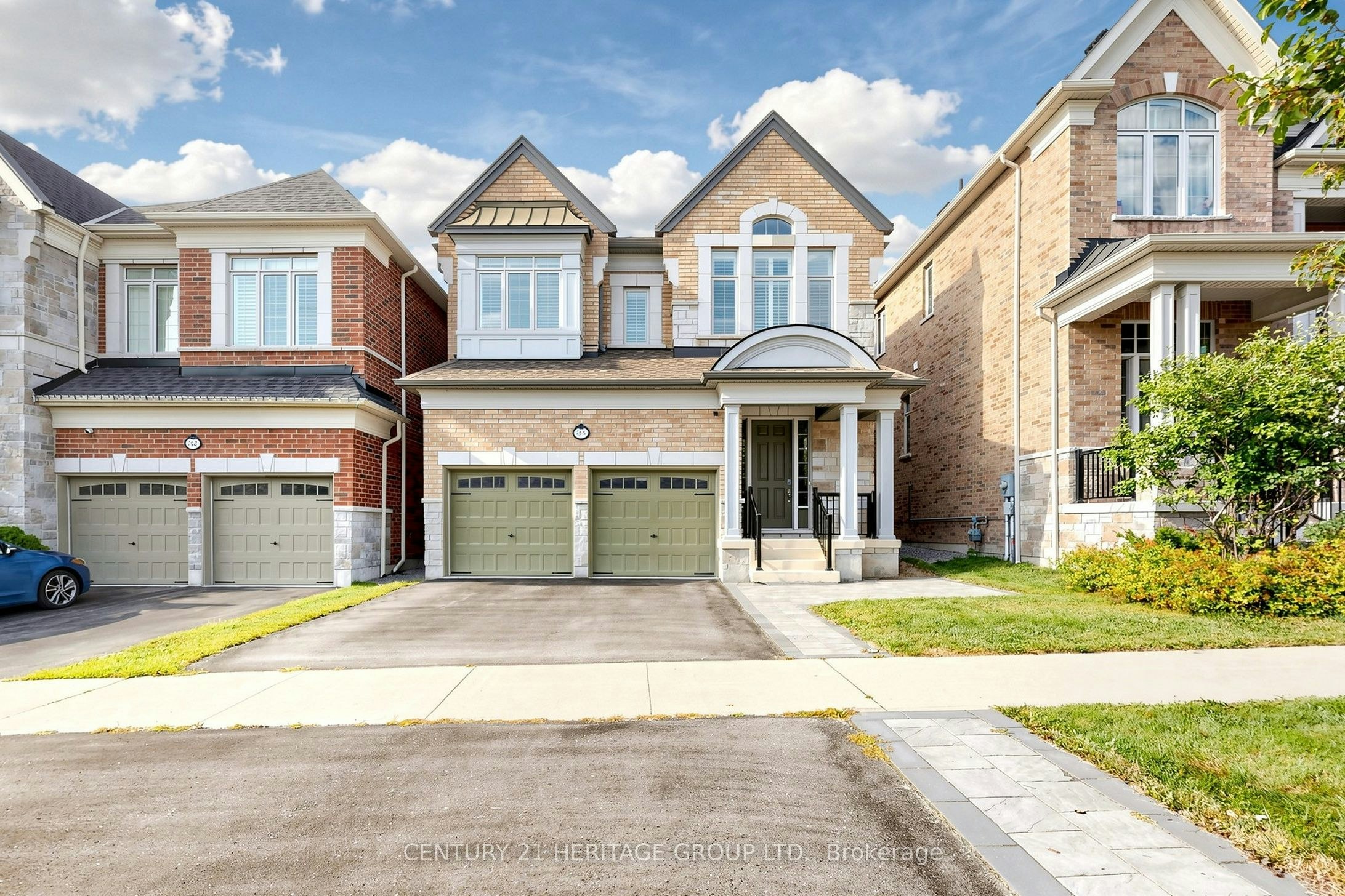 34 Micklefield Avenue, Whitby, ON, L1P 0C3