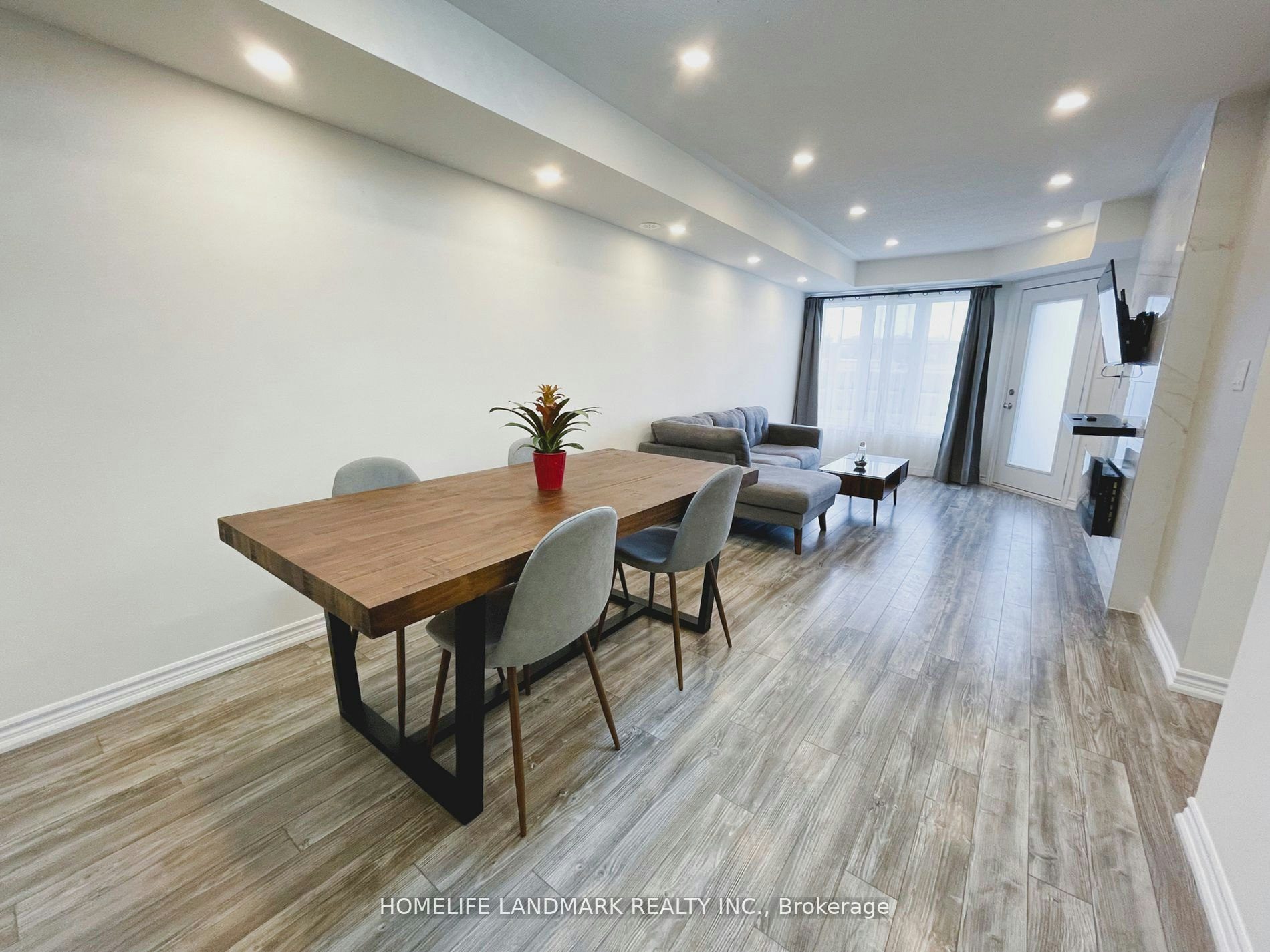 17-15 Eaton Park Lane, Toronto, ON, M1W 0A5 - 2