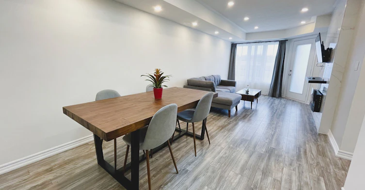 17-15 Eaton Park Lane, Toronto, ON, M1W 0A5 - 2