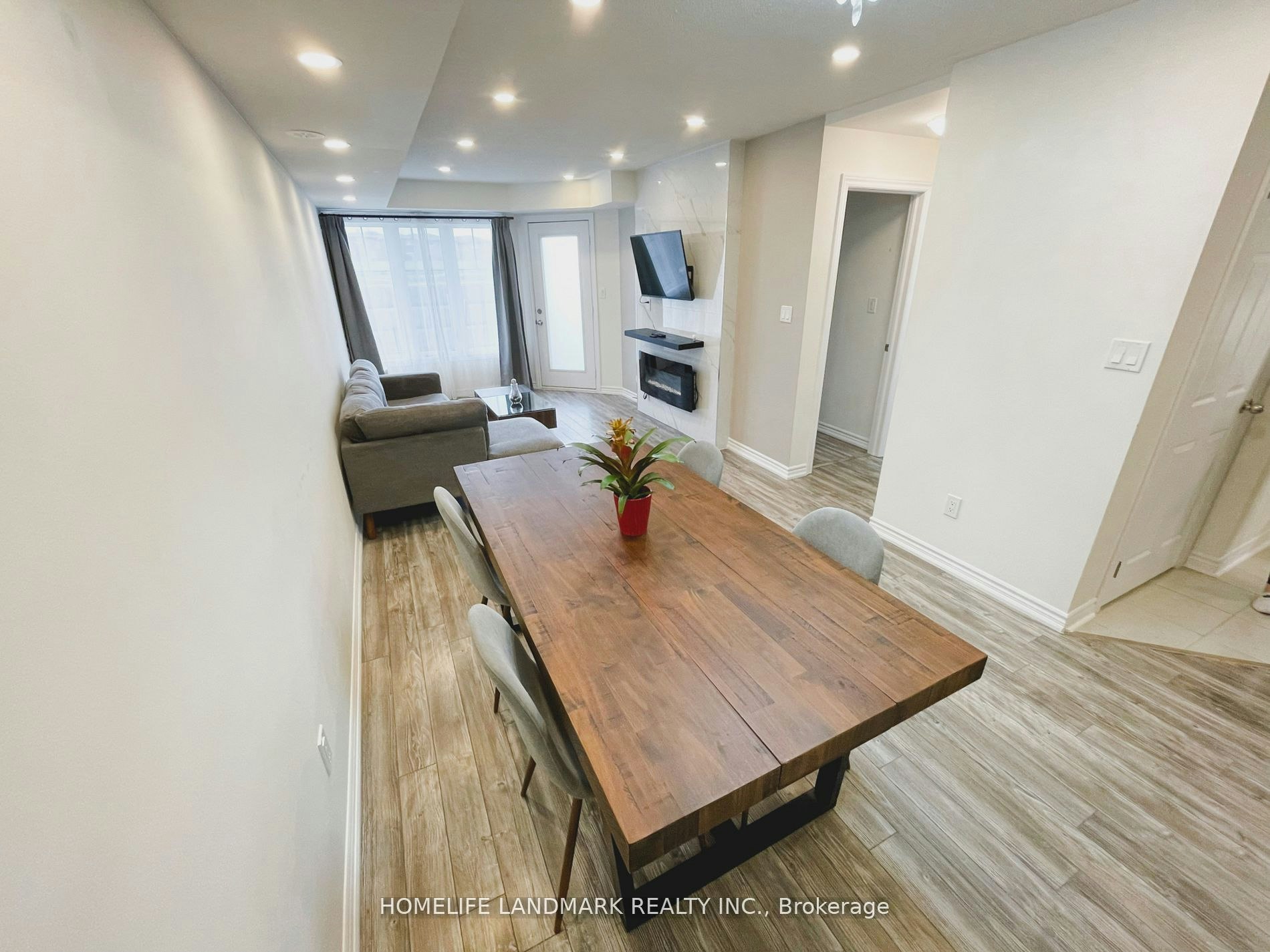 17-15 Eaton Park Lane, Toronto, ON, M1W 0A5 - 4