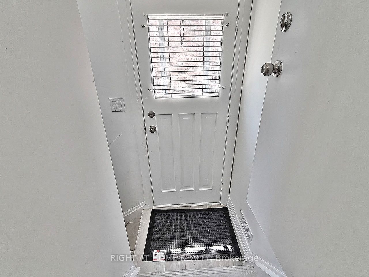 Lower Level-92 Cadillac Avenue S, Oshawa, ON, L1H 5Z2 - 5