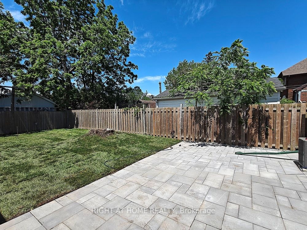 Lower Level-92 Cadillac Avenue S, Oshawa, ON, L1H 5Z2 - 17